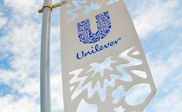 unilever office sign sky backgroundtcm244 424797 15185125243671809260523 crop1518512529458p