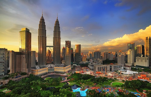 Quang cảnh tháp đôi Petronas - Malaysia (nguồn: Internet)