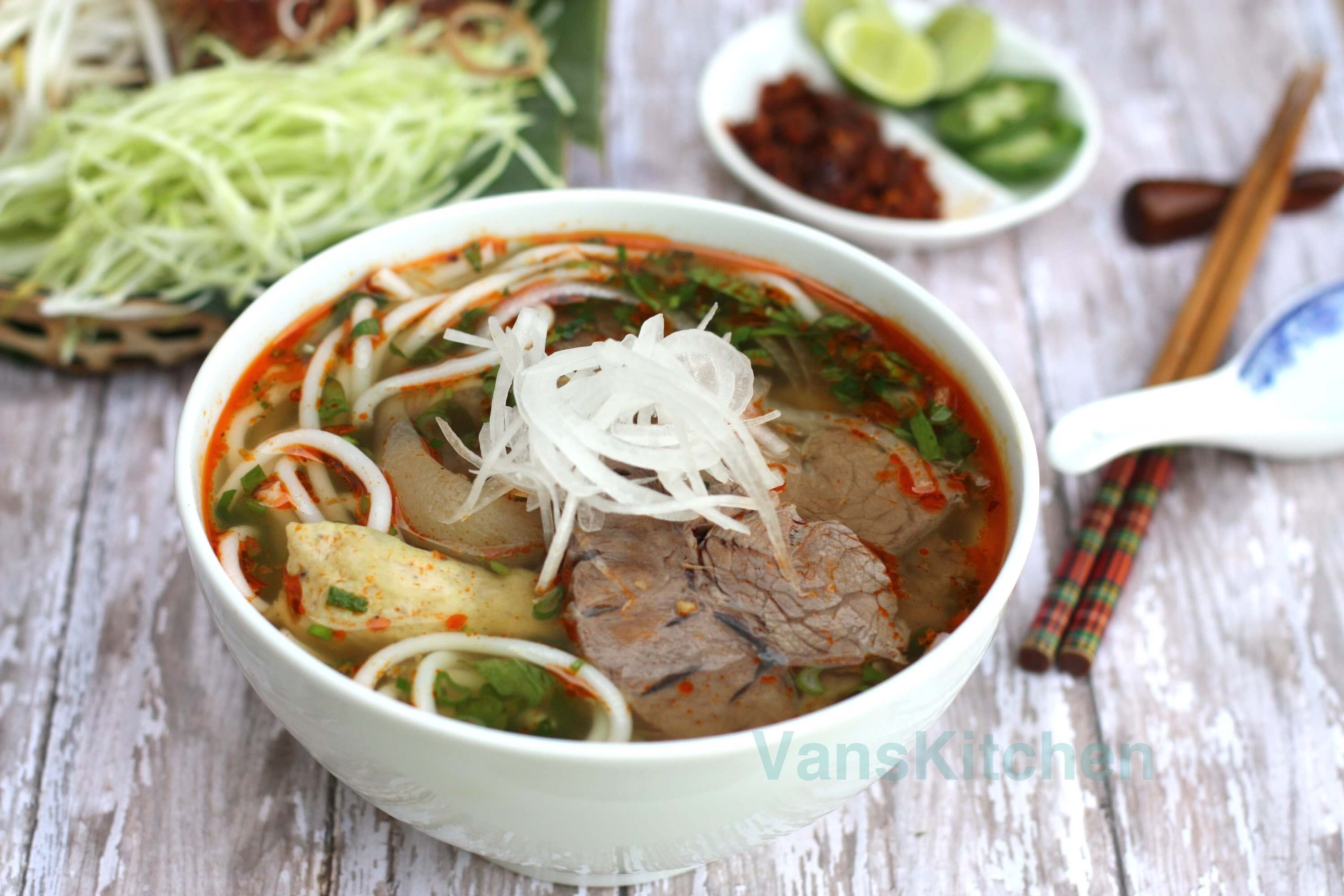 Bún Bò Hồ Ếch – Quán Bún Bò Ngon Sài Gòn