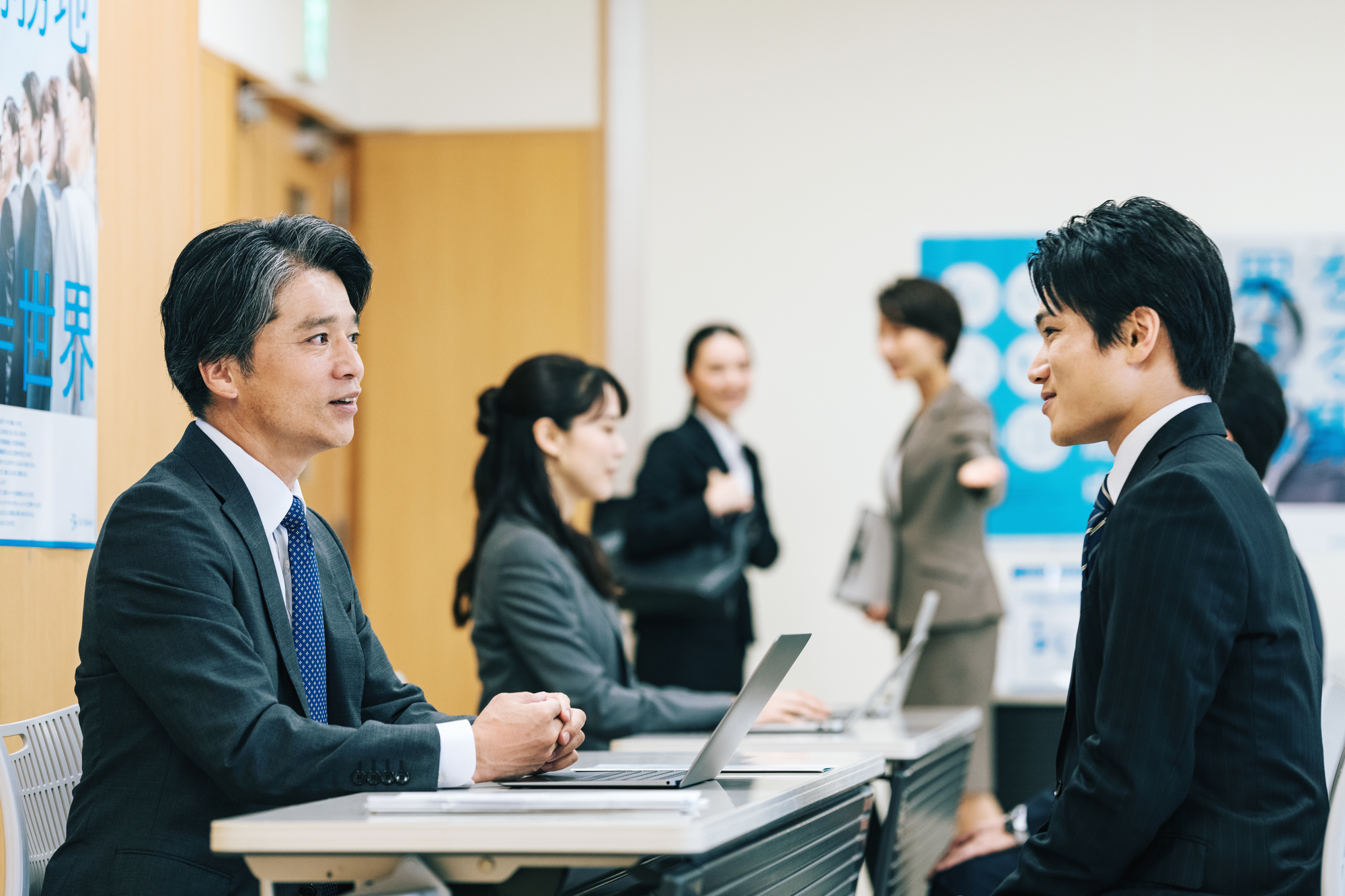Thực trạng xin việc của sinh viên tại Nhật năm 2020! Top 10 trường đại học có tỉ lệ sinh viên có việc làm sau tốt nghiệp cao nhất ở Nhật năm