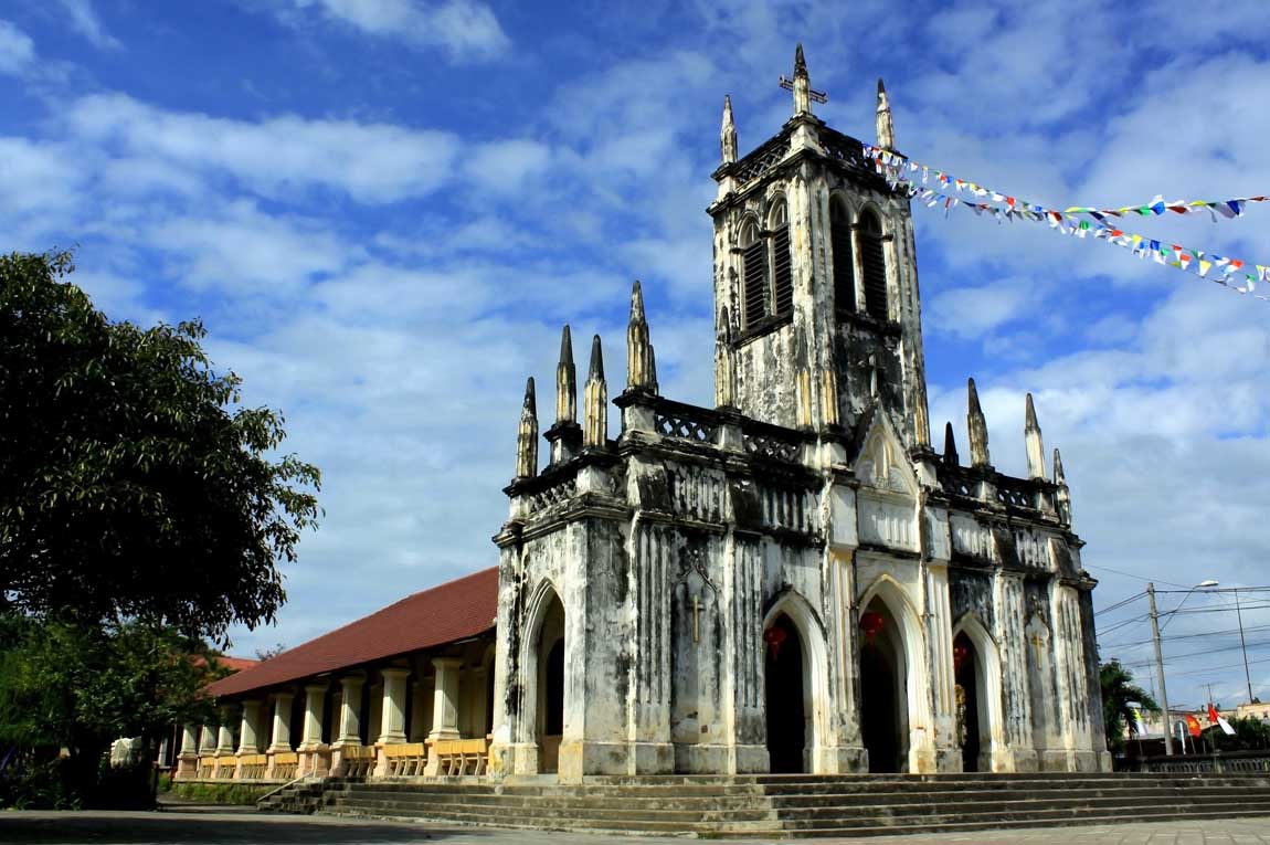 Nhà Thờ Hà Dừa Diên Khánh - Khánh Hòa